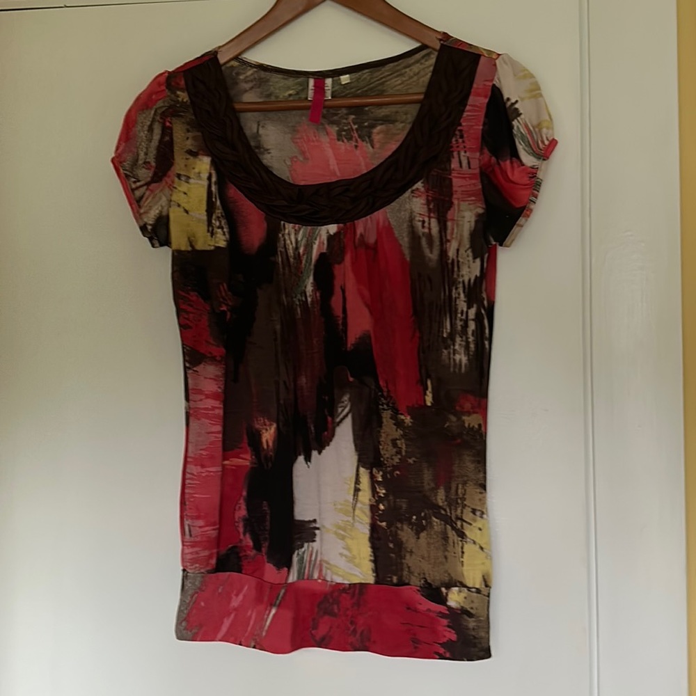 Women’s top, size S